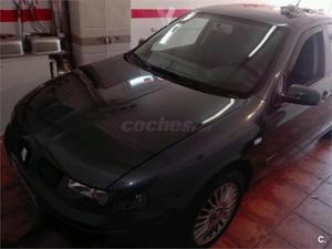 Seat Toledo 1.9 Tdi 110cv Sport 4p. -03