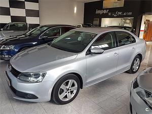 VOLKSWAGEN Jetta 1.6 TDI 105cv Sport 4p.