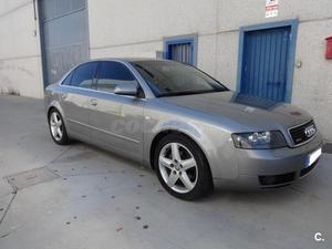 AUDI A4 2.5 TDI 180CV quattro tiptronic 4p.