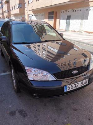 FORD Mondeo 2.0 TDCi Ghia -01