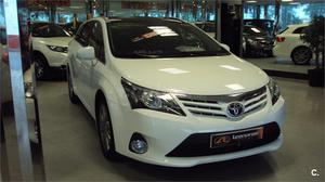 TOYOTA Avensis 120D Advance Cross Sport 5p.