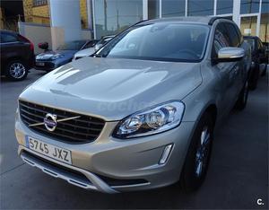 VOLVO XC D3 Momentum 5p.