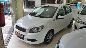 CHEVROLET Aveo v LS 5p.