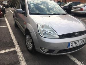 FORD Fiesta 1.4 Ghia 5p.