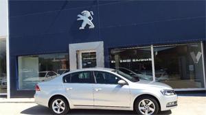 Volkswagen Passat 1.6 Tdi 105cv Bluemotion 4p. -12