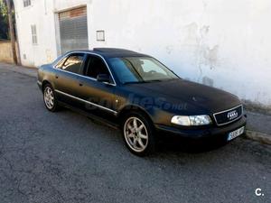 AUDI A8 2.5 TDI QUATTRO TIPTRONIC 4p.