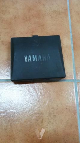 CAJA HERRAMIENTAS YAMAHA SR 250