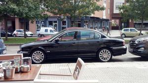 JAGUAR X-Type 2.0D Executive -04