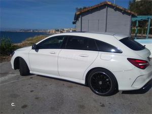 MERCEDES-BENZ Clase CLA CLA 200 d AMG Line Shooting Brake