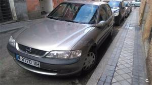 OPEL Vectra V 4p.