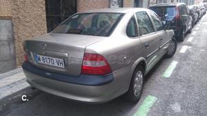 OPEL Vectra V 4p.