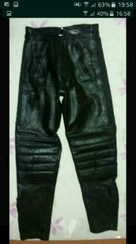 PANTALÓN MOTO DE CUERO MUJER