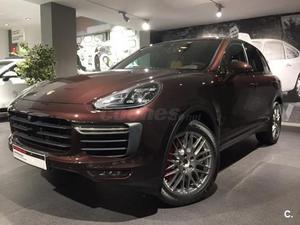 Porsche Cayenne Turbo 5p. -17