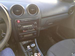 SEAT Ibiza v 70cv Reference 5p.