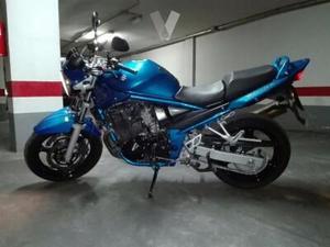 SUZUKI Bandit 