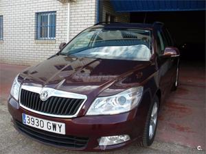 Skoda Octavia Combi 2.0 Tdi Executive 5p. -10