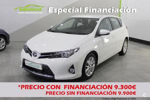 TOYOTA Auris 90D Active 5p.