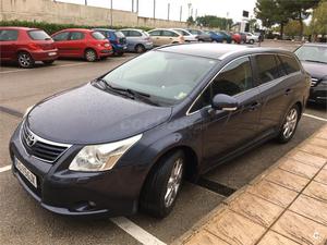 TOYOTA Avensis 2.2 D4D Advance Cross Sport 5p.