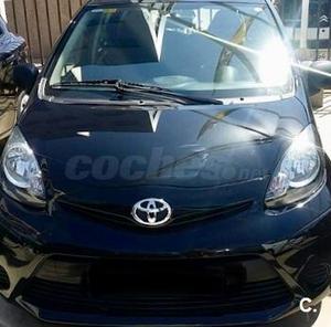 TOYOTA Aygo 70 Live 5p.