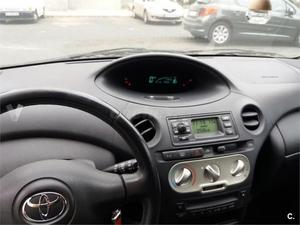 Toyota Yaris 1.3 Vvti T3 3p. -04