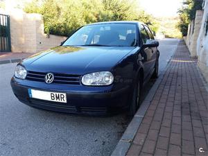 VOLKSWAGEN Golf 1.9 TDI CONCEPTLINE 5p.