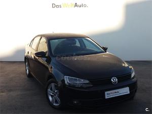 VOLKSWAGEN Jetta 1.6 TDI 105cv Advance Bluemotion Tech 4p.