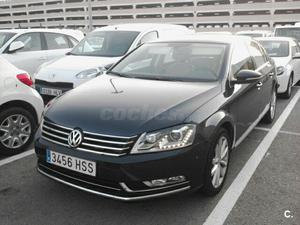 VOLKSWAGEN Passat 2.0 TDI 140cv Highline BlueMotion Tech 4p.