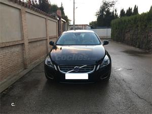 VOLVO S D3 Summum Auto 4p.