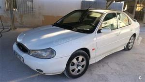 Ford Mondeo 1.8td Ghia 5p. -99