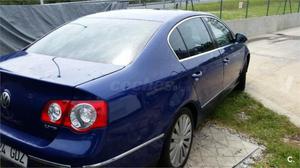 Volkswagen Passat 2.0 Tdi 140cv Dpf Dsg Highline 4p. -08