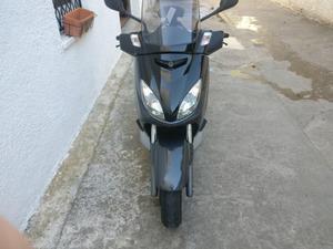 YAMAHA X MAX 