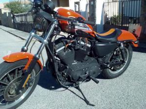 HARLEY DAVIDSON Sportster 883R (