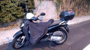 HONDA SCOOPY SH150i (