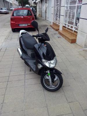 KYMCO Vitality 50 (modelo actual) -09