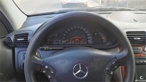 MERCEDES-BENZ Clase C C 200 CDI CLASSIC 4p.