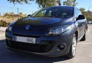 RENAULT Mégane Sport Tourer Dynamique dCi 110 eco2 -11