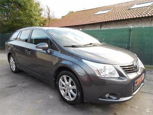 TOYOTA Avensis 2.0 D4D Advance Cross Sport 5p.