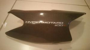 Tapa carbono ducati izquierda