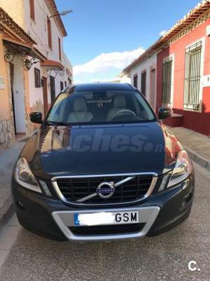 VOLVO XC60 D5 AWD Summum Auto 5p.