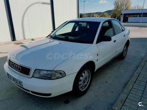 AUDI A4 A4 1.9 TDI 4p.