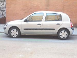 RENAULT Clio Luxe Privilege v 5p.