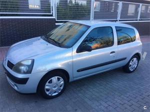 Renault Clio Luxe Privilege v 3p. -03
