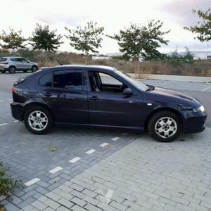 SEAT León 1.9TDi 110CV SPORT -02