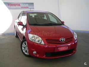 TOYOTA Auris 130 Active 5p.