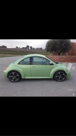 VOLKSWAGEN New Beetle 