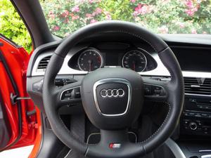 Volante Audi Sport multifunción con airbag