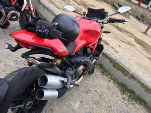 DUCATI MONSTER 