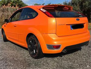 FORD Focus 2.5 ST Racing Orange 3p.