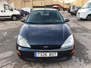 Ford Focus 1.8 Tdci Ghia 4p. -02