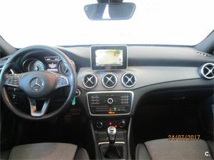 MERCEDES-BENZ Clase GLA